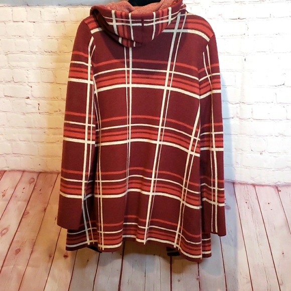 DH - Cozy Hooded Jacket - Picture 4 of 4